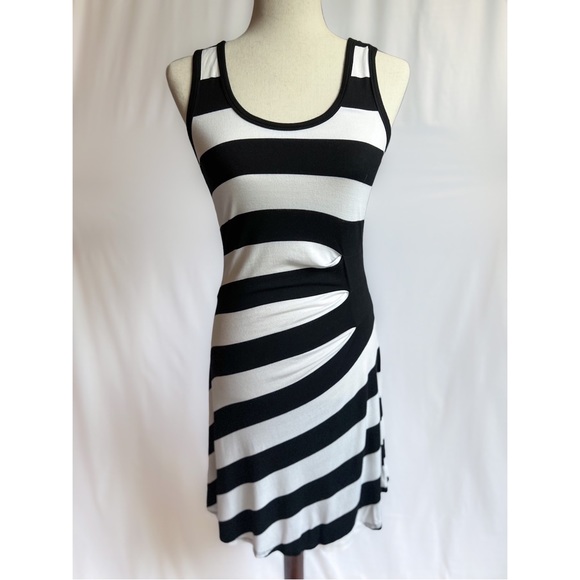 SOLD - Calvin Klein Size 4 Black and White Striped Bodycon Dress - Picture 1 of 6